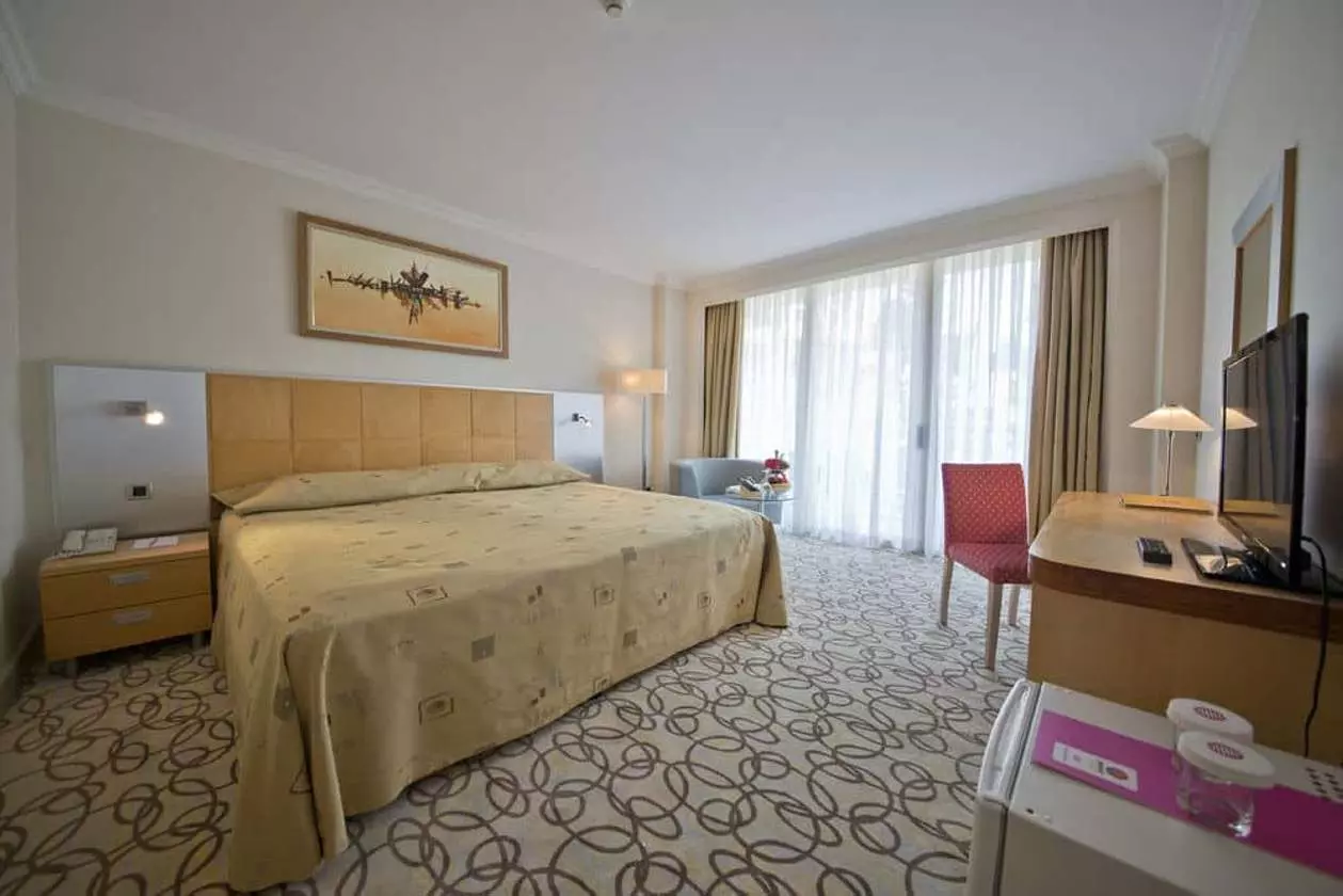 BARUTKEMER_SHABAVIZ (6).jpg